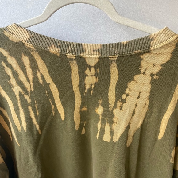 Bleach Dyed Light Sweatshirt - Picture 3 of 3